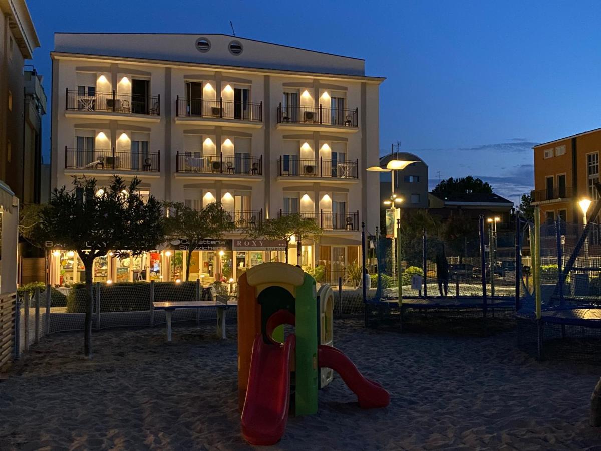 Residence Roxy Misano Adriatico Exteriér fotografie