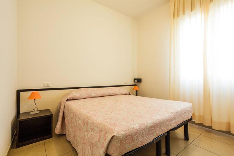 Residence Roxy Misano Adriatico Exteriér fotografie